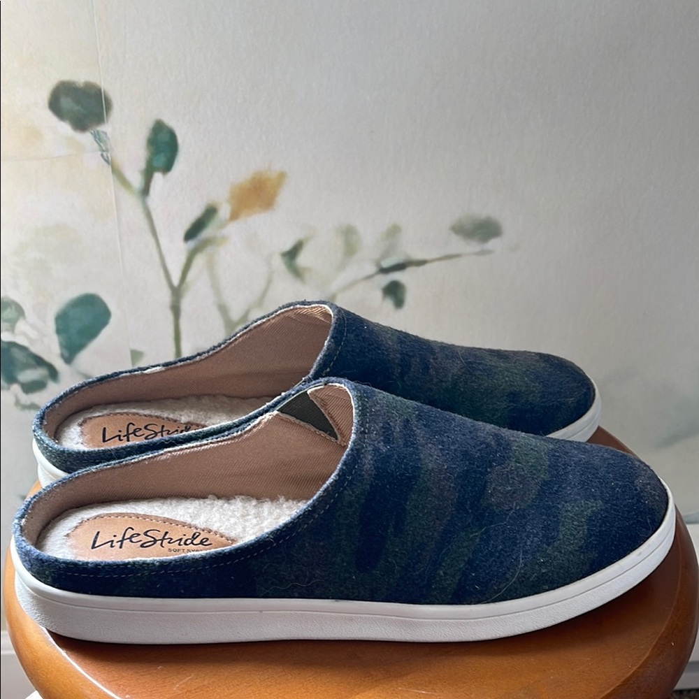 LifeStride Nomad Camouflage Felt Material Slip-On Mule Shoes